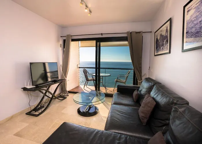 Playa Del Salon 2c Menyber Апартаменти