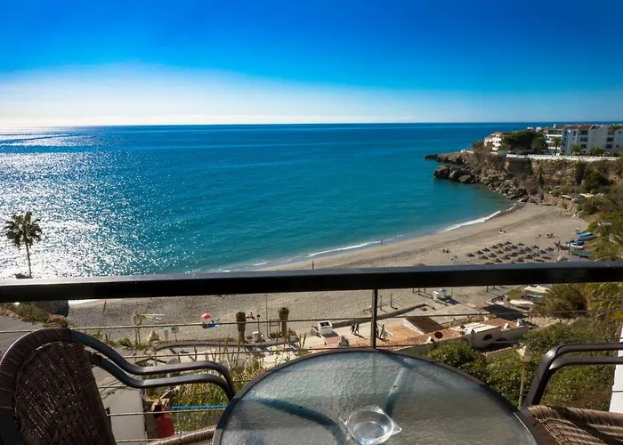 Playa Del Salon 2c Menyber * Nerja